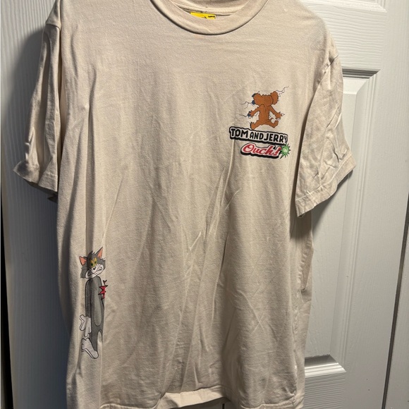 PALACE Cream Tom and Jerry Graphic Tee - Picture 1 of 7